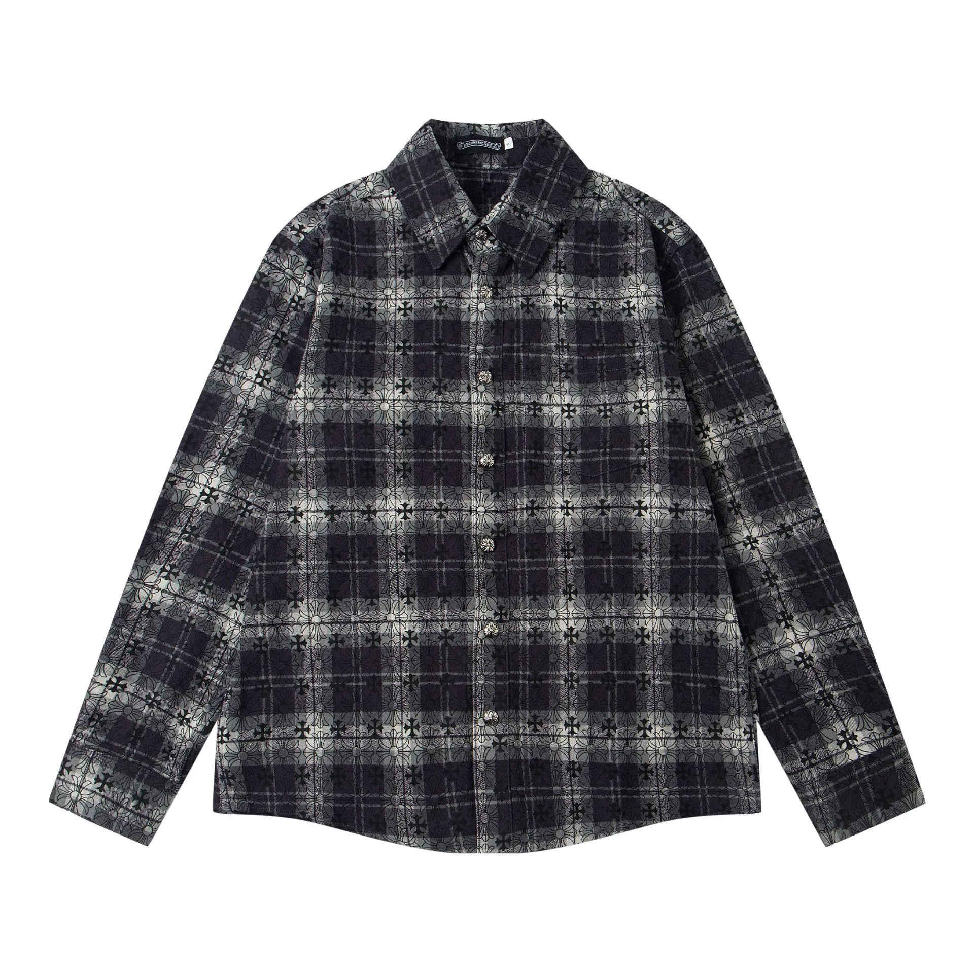 🅿️260 New: Style number: B130 Chrome Hearts classic cashew flower cross all-over printed jacquard long-sleeved casual shirt 1️⃣Customized original jacquard fabric, high-quality pure cotton jacquard plaid fabric, soft and comfortable to the touch, a very high-quality fabric! 2️⃣The details of the workmanship are perfectly controlled. The lining is made of vest hemming, and the cuffs are made of double cross leather labels. It is different from the ordinary version. The collar is also designed with interlining, which shows high-end fashion and personality. The style is fashionable, simple and elegant, and it is a very versatile jacket! 4⃣️Complete accessories, all customized with original versions! Same style for men and women Color: cashew black Size: S, M, L, XL